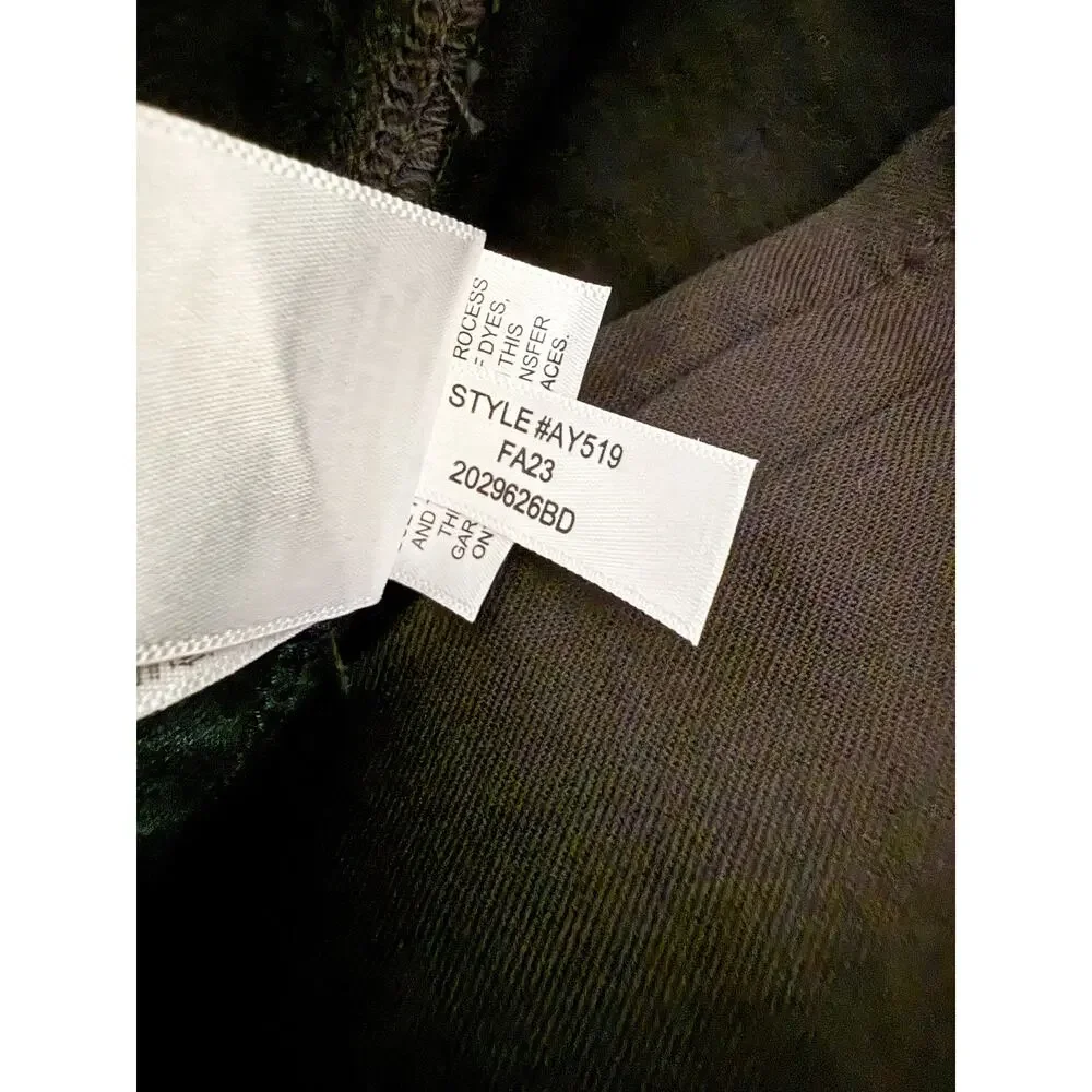 J. Crew Factory | NWT Straight-fit jean signature flex Dark Shadow Black | 32x32